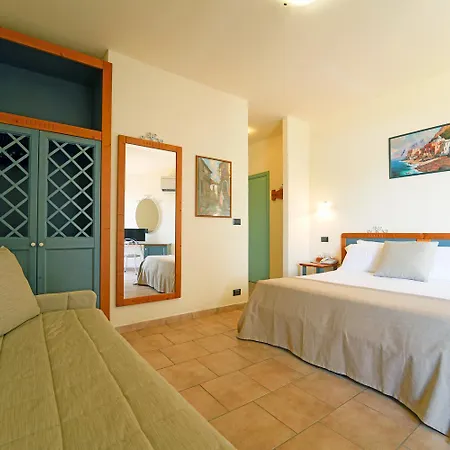 Futura Club Itaca Nausicaa 4*