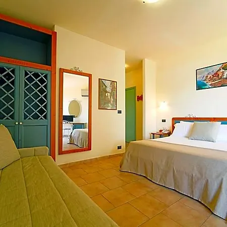 Отель Futura Club Itaca Nausicaa 4*