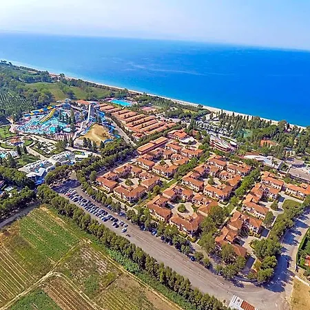 Отель Futura Club Itaca Nausicaa