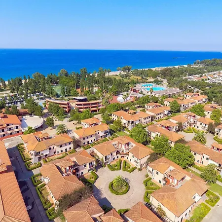 Futura Club Itaca Nausicaa 로사노